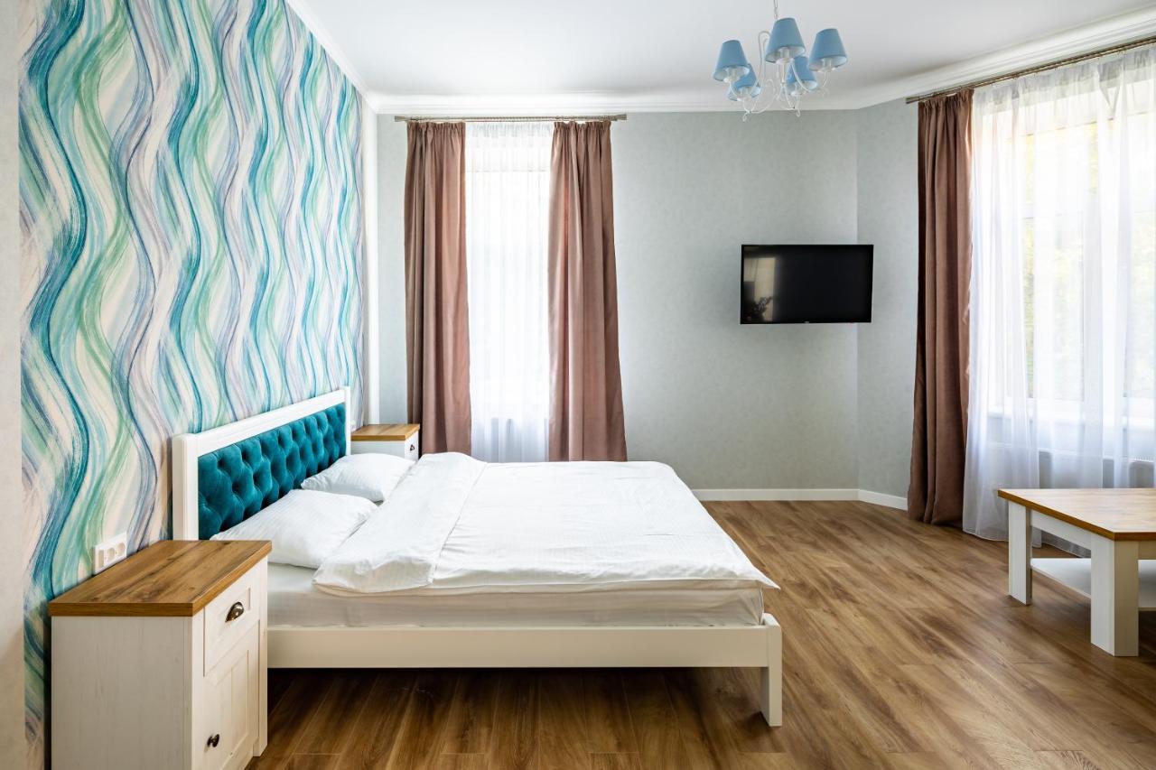 Leontovycha Apartment Лвив Екстериор снимка