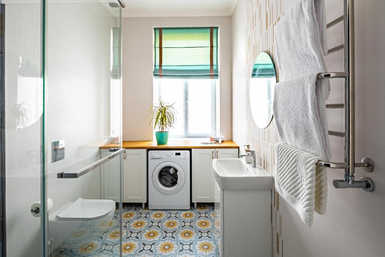 Leontovycha Apartment Лвив Екстериор снимка